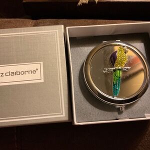 NWT Liz Claiborne Mirror Compact